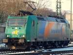 185 541-0 von Rail4Chem mit European Bulls Werbung rangiert in ...