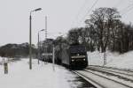 185 571-7 von Rail4Chem durchf�hrt am 16.1.2010 mit einem Kesselzug ...