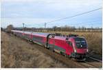 1116.204 f�hrt mit RJ63 von Wien nach Budapest; Gramatneusiedl, 28.2.2010. ...