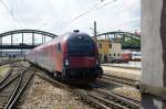 Steuerwagen 8090 706 des Railjet 63 fahrt kommend von M�nchen ...