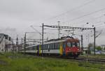 rbe-540 RBe 540 statt 'langweiliger' Re 460, ein Ersatzzug machte es am 2. Mai 2010 m�glich:
540 031-2 mit IR 9066 (Konstanz - Biel/Bienne) wird gleich die Landesgrenze passieren und den n�chsten Halt Kreuzlingen ansteuern...