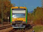 VT 19 im Herbst 2008 bei der Ausfahrt aus Deggendorf ...
