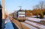 RBH 104 und eine weitere Schwesterlok durchfahren am 03.02.10 solo ...