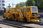 RBS Regionalverkehr Bern-Solothurn 19.07.2010 XTm 1/2 152 Gleisstopfmaschine der RBS abgestellt in Worblaufen.