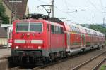 Die 111 152-5 zieht ...  Eric Otten 01.08.2010