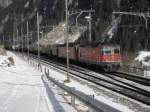 re-10-10-re-4-4-und-re-6-6 SBB Re 10/10 mit Containerzug am 23.1.10 in G�schenen.