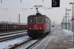 SBB Chargo 421 372 f�hrt am 06.02.2012 durch Glauchau(Sachs.)  ...