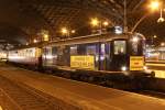 re-4-4-i-re-410 Die Centralbahn 10008 Re 4/4 mit einen Partyzug in K�ln Hbf am 28,02,10