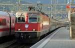Am Abend des 25.08.10 trifft die Re 4/4 11300 mit ...