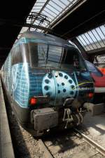 Re 460080-5 Werbelokomotive f�r das Verkehrshaus in Luzern, aufgenommen im ...
