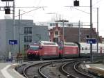 re-460-mit-zugen SBB - 460 091-2 + 460 vor IR Luzern - Z�rich bei der einfahrt in den Bahnhof von Zug am 10.04.2010