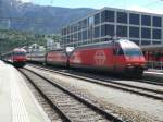 SBB Re 460 Doppeltraktion mit einem InterCity am 22.5.10 in ...
