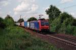 482 010 mit einem Containerzug in Hannover Limmer ... 482 010 mit einem Containerzug in Hannover Limmer ...