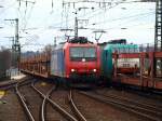 Begegnung am 22.01.2010 im Gleisvorfeld vom Aachener Hbf. 482 031-2 ...