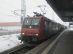 Hier 482 006-4 mit einem Kesselwagenzug in Richtung Berlin, dieser ...