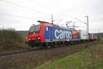 Re 482 482 003-1 tr�g seit kurzem auch ein Locon Wappen an ihrer Flanke. Hier f�hrt sie mit Containerzug in Richtung Norden. Aufgenommen am 10.04.2010 zwischen Eichenberg und Friedland(HAN).