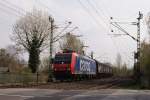 SBB Cargo Re 482 011-4 mit einem G�terzug am Km ...