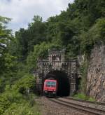 Re 482 482 037-9 am 2. Juni 2010 bei Istein.