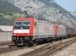 Re 484 Veolia Re 484 Doppeltraktion f�hrt durch den Bahnhof Erstfeld.