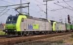 Zwei Re485 004-6 und ...  Christian Brechb�hl 15.05.2011