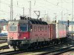 SBB - Re 6/6 11610 vor G�terzug bei der ...