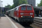 225 011-6 vor einem ...  Christian Sch�rmann 09.05.2011