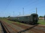 Am Morgen,vom 04.Juni 2011,standen in Bergen/R�gen diese Rekowagen noch abgestellt. ...