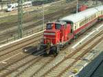 Eine BR 362 zieht ...  Tom Simon 14.10.2010