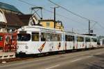ET 12 1022 aus Ludwigshafen an der Haltestelle vor dem ...