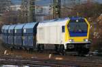 Rubelandbahn Heute �bernahm die Maxima 30CC 001 den Kalkschotterzug in Blankenburg Nord. Hier zieht sie den schweren G�terzug durch das Gleisdreieck am BW Blankenburg und geht auf die Strecke nach Halberstadt. Blankenburg/Harz, 23.12.2009
