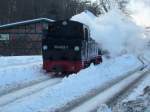 Rugensche Baderbahn - Rasender Roland 99 4802 hat am 06.Februar 2010,nach der Ankunft in G�hren,von ihren Zug abgeh�ngt.