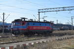 E-Lok 40-1009-6 der GFR wartet am 02.01.2017 in Bahnhof Drobeta Turnu Severin.