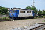 Diesellok 0 60 0718-6 manövriert am 19.06.2016 im Bahnhof Targu Mures