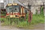 Werksgelände Calea Ferata Ingusta von Georg Hocevar in Criscior. Schon fast nicht mehr als Eisenbahnfahrzeug zu erkennen ist dieser FAUR Triebwagen MBxd2-226. (17.06.2017)
