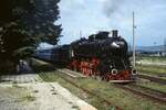 CFR 231 065 bei einem Unterwegshalt auf der Strecke von Sibiu nach Brasov (03.06.1995)