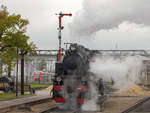 Die Dampflok 9П-19499 rangierte in dem Bahnbetiebwerk Podmoskownaja am 3. Oktober 2018.