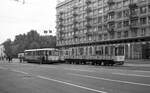 Leningrad Tram__Der Güterzug begegnet LM-57 5414 auf Linie 29.__10-1977