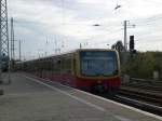 S-Bahnlinie 46 nach S-Bahnhof K�nigs Wusterhausen im S-Bahnhof Gr�nau.  ...
