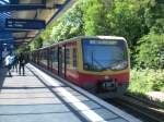 S-Bahnlinie 41 über Sonnenallee,Neukölln und Hermannstraße im S-Bahnhof Treptower Park. ... S-Bahnlinie 41 über Sonnenallee,Neukölln und Hermannstraße im S-Bahnhof Treptower Park. ...