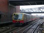 S-Bahnlinie 41 �ber Wedding,Westhafen und Beusselstra�e im S+U Bahnhof Gesundbrunnen.(06.12.2009) ...