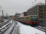 S-Bahn Berlin S-Bahnlinie 5 nach S-Bahnhof Westkreuz am S+U Bahnhof Alexanderplatz.