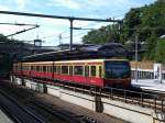 S-Bahn Berlin S-Bahnlinie 3 nach S-Bahnhof Erkner im S-Bahnhof Messe S�d.(25.7.2010)