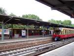 Sch�neweide (S8,9,46,47 und Regionalbahn), S-Bahnsteig C mit S47 und S8 ...