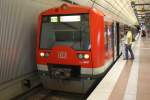 S-Bahn Hamburg DB-Triebwagen der BR 474 am 06.Juli 2010 in der S1 Hst. Hamburg Airport.