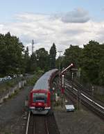 S1 nach Airport/Poppenb�ttel am 25. August 2010 in Blankenese.
  ...