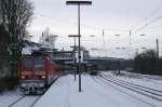 143 579-1 verl�sst Wuppertal-Zoologischer ...  Nils Schmidt 21.12.2009