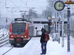 Sehr selten, aber wundersch�n... ein ET 422 erreicht am 03.01.2010 ...