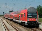 S2 aus Warnem�nde am 03.Juli 2010 bei der Einfahrt in ...