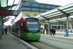 Saarbahn an Haltestelle Saarbr�cken Hauptbahnhof. Die Aufnahme des Fotos war ...