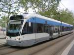 Hier ist eine Saarbahn an der Haltestelle Saarbrücken Landwehrplatz zu ... Hier ist eine Saarbahn an der Haltestelle Saarbrücken Landwehrplatz zu ...